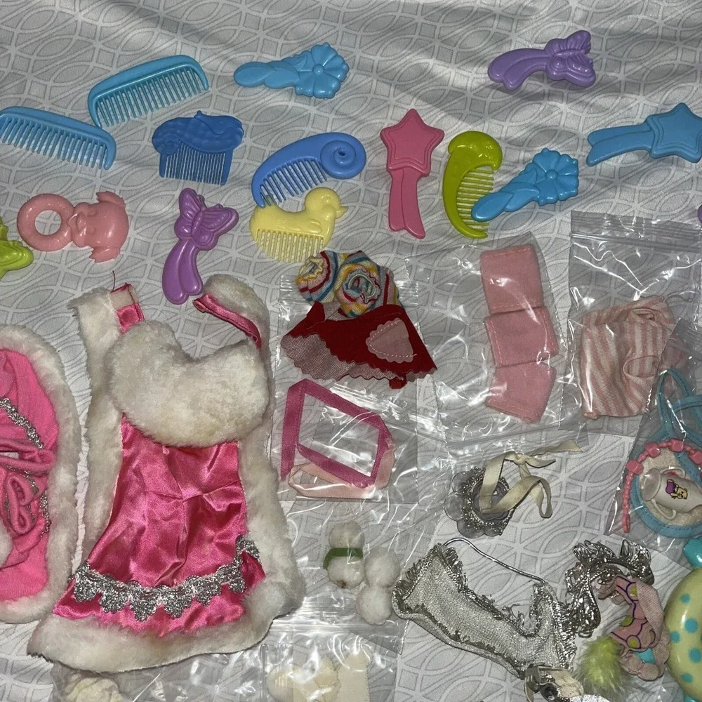 80s My Little Pony accessories lot , Brushes , Combs , Shoes , Clothes ,etc,